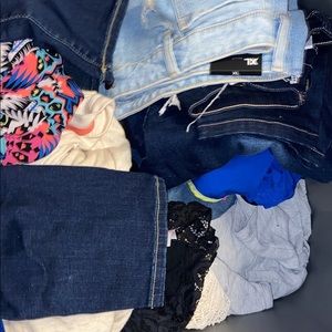 14-16 HUGE LOT OF CLOTHES. Tallahassee Area ONLY